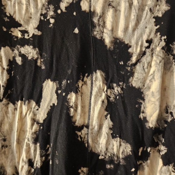 Paper Flower Trendy Tween Fashion Tie Dye V-Neck Long Sleeve Top - Egret Black - Picture 2 of 10